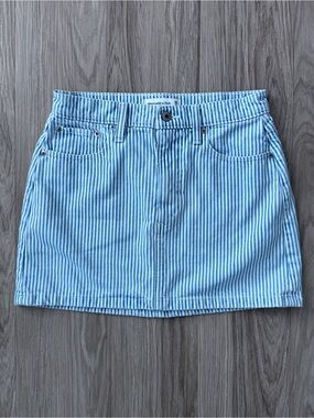 Abercrombie & Fitch High Rise Stripe Denim Mini Skirt Size 26/2
